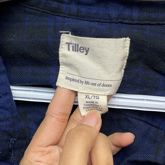 Tilley Button Down - Picture 2 of 4